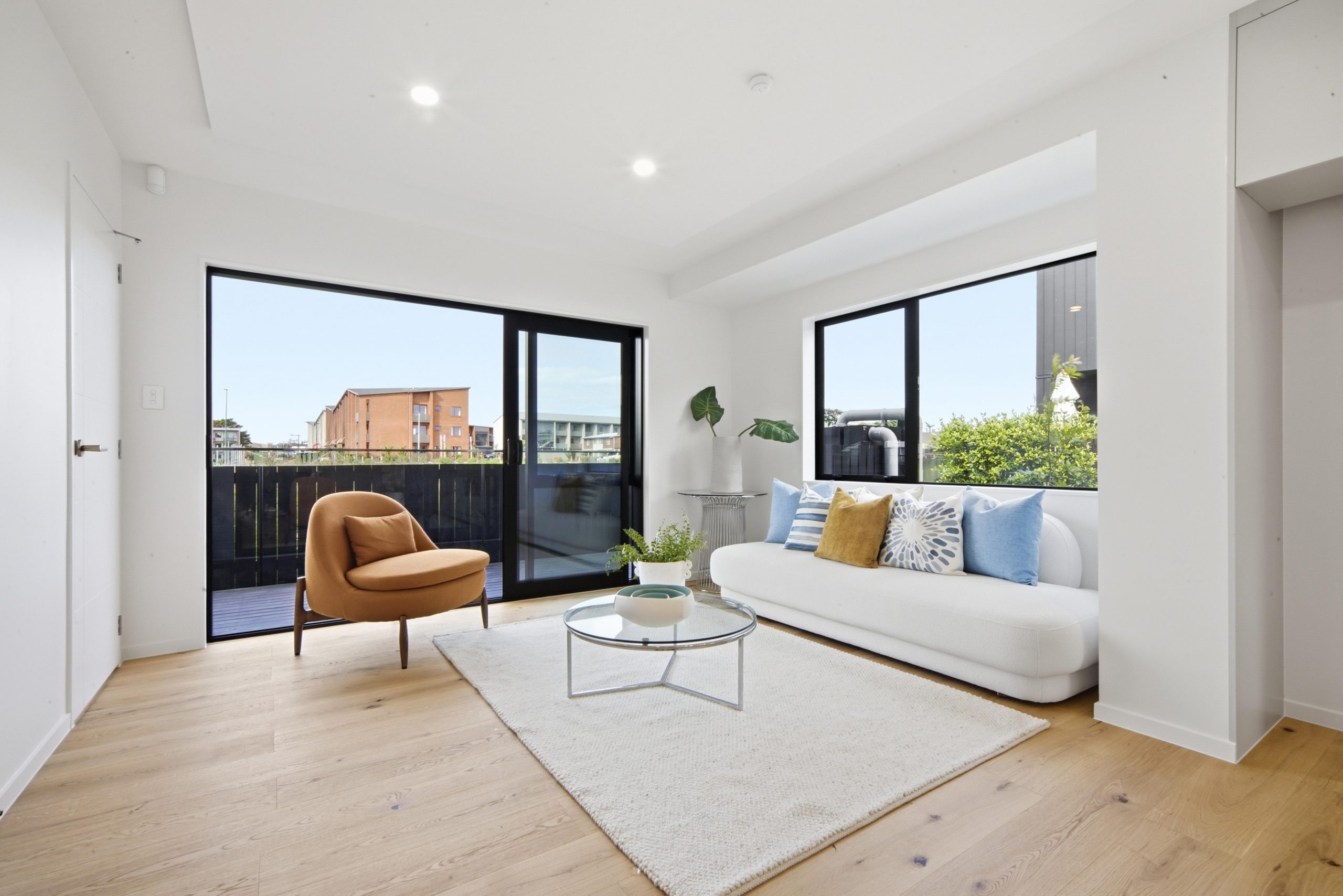 Lot2-46 Range View Road3 Open plan kitchen new build Auckland timber accents